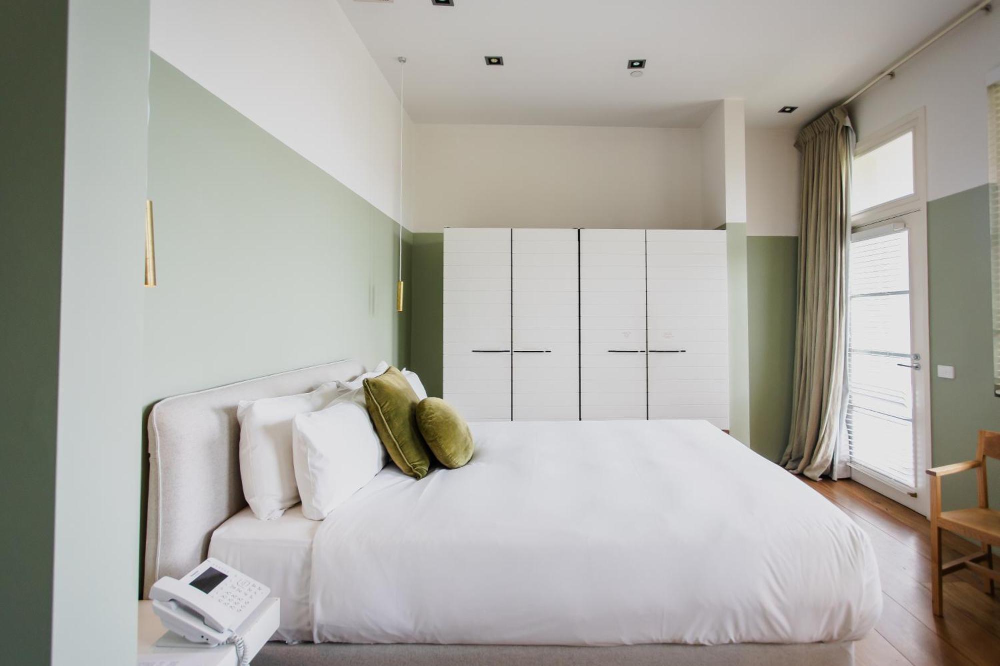 The Hotel Melbourne